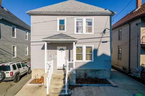 53 Princeton St, New Bedford, MA 02745-5361