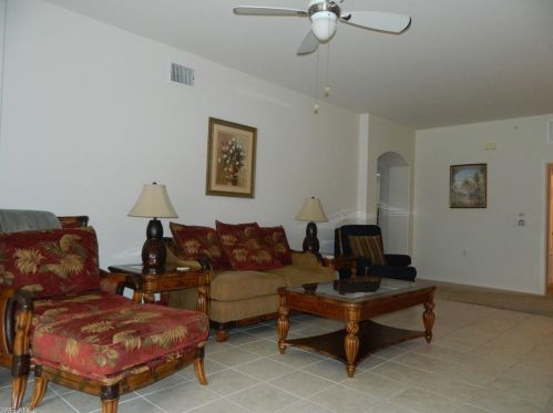 1118 Sweetwater Ln, Naples, FL 34110-4120