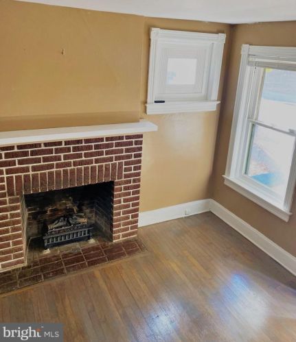 468 Stuyvesant Ave, Trenton NJ  08618-4103 exterior