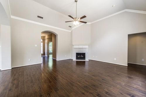 5004 Springflower Dr, Frisco TX  75035-8100 exterior