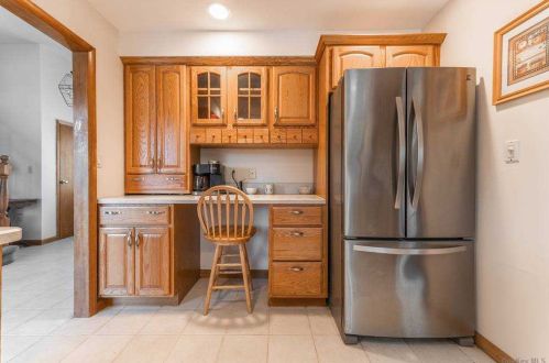 4 Brunswick Dr, Elwood NY  11731-5405 exterior