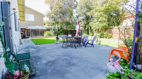 32495 Jean Dr, Union City CA  94587-5000 exterior