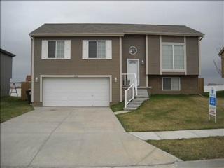 11710 209th Ave, Gretna, NE 68028-3766