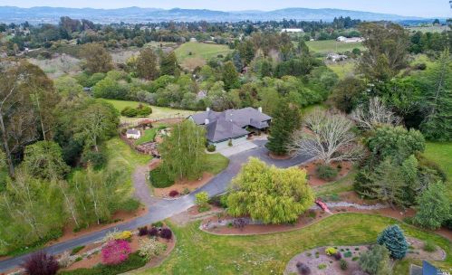 2495 Sanders Rd, Sebastopol, CA 95472-5363
