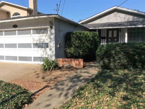 1411 Rosita Rd, Pacifica, CA 94044-4339