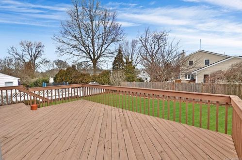 7 Alden Pl, Hartsdale NY  10530-2916 exterior