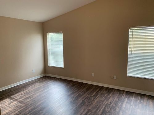 11215 Cocoa Beach Dr, Riverview FL  33569-2949 exterior