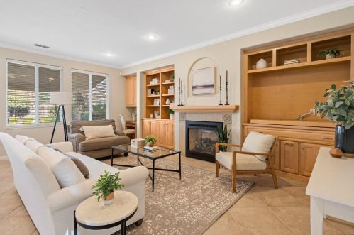 3909 Edgeview Ct, Modesto CA  95355-7318 exterior