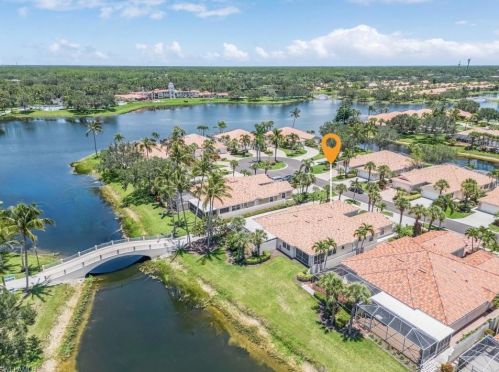 4199 Los Altos Ct, Naples FL  34109-1315 exterior