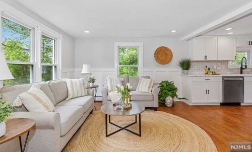 577 Ewing Ave, Franklin Lakes NJ  07417-2302 exterior