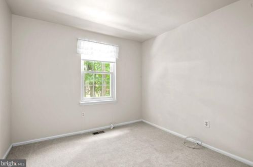 13 Belmont Sta, Southampton PA 18966-3770 exterior