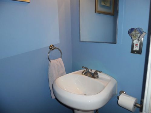 26 Mongaup Rd, Monticello NY  12701-4608 exterior