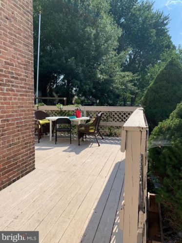 74 Evans St, Pottstown PA 19464-5547 exterior