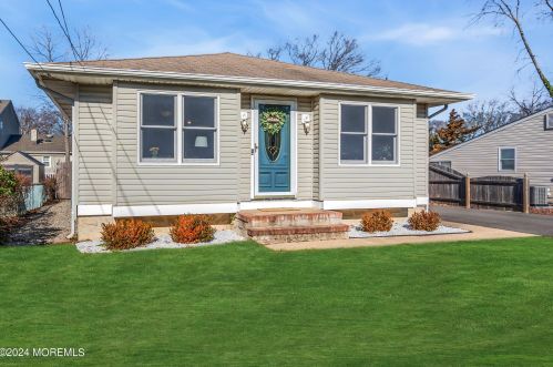 363 Kelly Ave, Bricktown, NJ 08724-2230