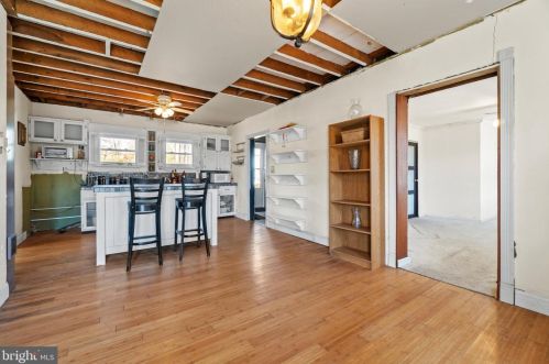11204 Catharpin Rd, Spotsylvania, VA 22553-3904