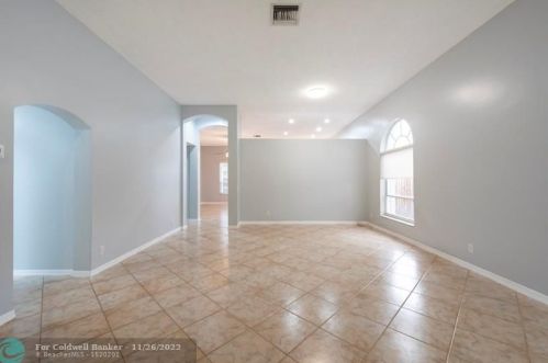 13187 18th Ct, Hollywood FL  33028-2514 exterior