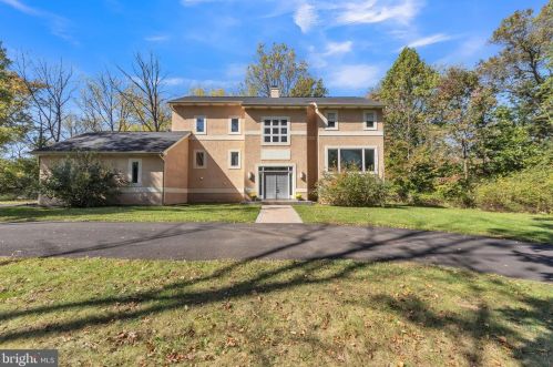 721 Tennis Ave, Prospectville, PA 19002-2729