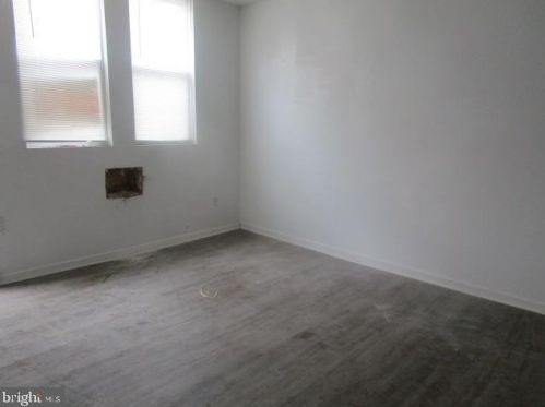 2544 Bouvier St, Philadelphia, PA 19132-3815