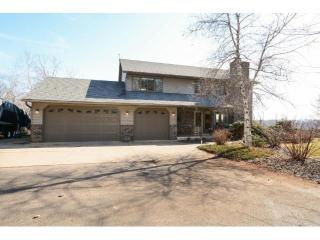 851 Mcdiarmid Dr, Hudson, WI 54016-7647