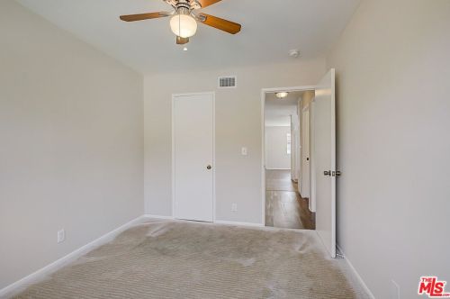 20707 Dot St, Santa Clarita CA  91350-2001 exterior