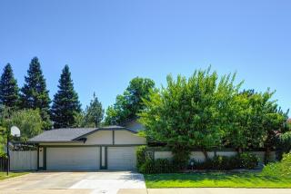 7345 Flowerwood Way, Sacramento, CA 95831-3836