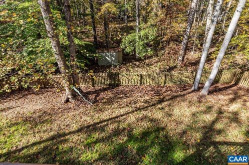 11 Shiloh Ct, Bybee VA  22963-3217 exterior