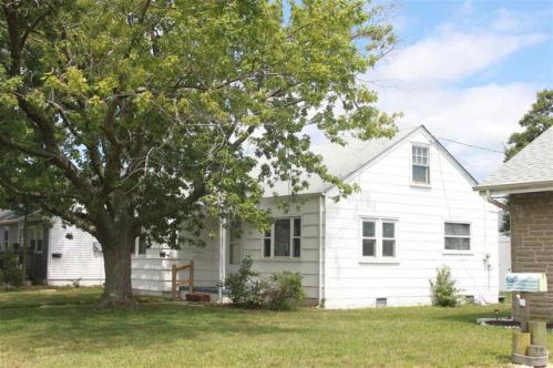 245 39th St, Brigantine City, NJ 08203-3301