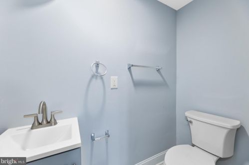 3964 Ames St, Washington DC  20019-3357 exterior