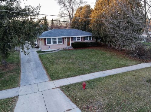 3573 92, Milwaukee WI 53228-1543 exterior