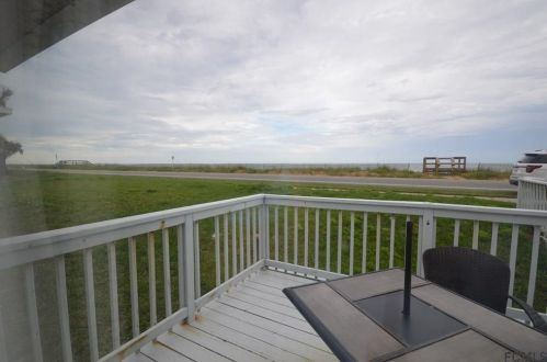1939 Oceanshore Blvd, Flagler Beach FL  32136-2804 exterior