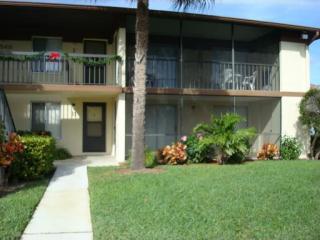 6548 Chasewood Dr, Jupiter FL  33458-8858 exterior