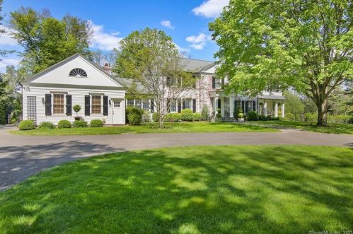 27 Wahackme Rd, New Canaan, CT 06840-3944