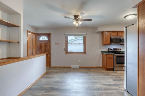 231 Western Ave, Waukesha WI  53188-3147 exterior