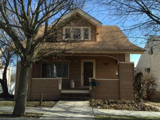 126 Grant Ave, Paterson, NJ 07512-2575