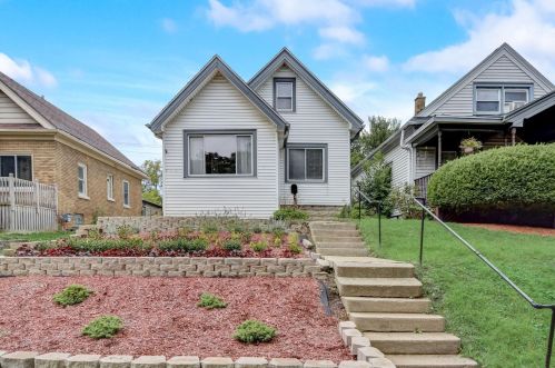 603 Oak Park Ct, Milwaukee, WI 53214-1929