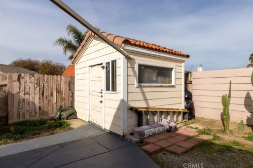 366 Kirby St, San Jacinto CA  92582-6927 exterior
