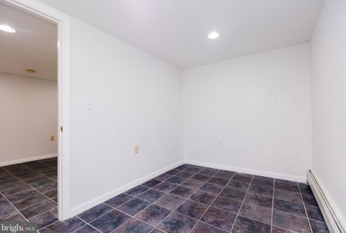 223 Meadow Dr, Yardley PA  19067-1311 exterior