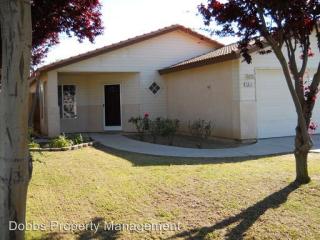 5813 Siena Ln, Bakersfield CA  93308-7159 exterior