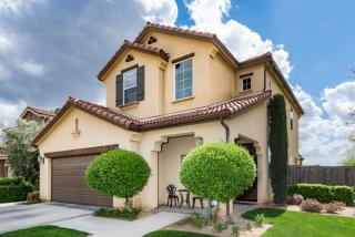 5859 Willis Ave, Fresno, CA 93722-0450