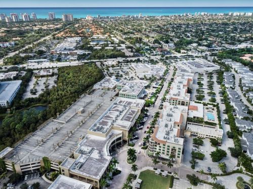 9123 Strada Pl, Naples FL  34108-2789 exterior