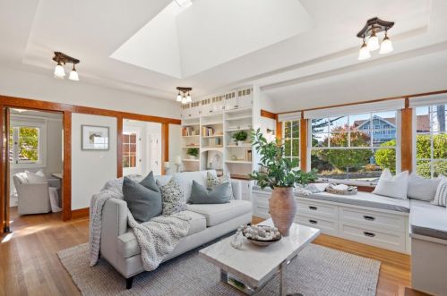 210 Eucalyptus Ave, South San Francisco CA  94080-2455 exterior