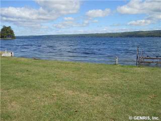 138 Hemlock Rd, Dundee, NY 14837-9176