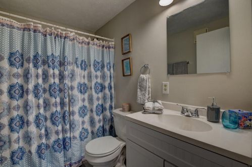 3910 Archer Ct, Florence KY  41042-3002 exterior