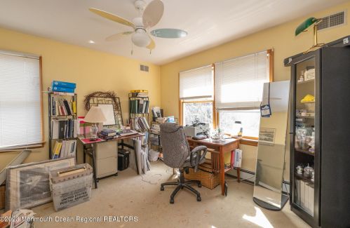 4 Fletcher Pl, Island Heights NJ  08732-7748 exterior