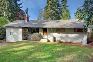 7907 200 St, Edmonds WA  98026-6835 exterior