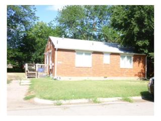 1912 Madison St, Junction City KS  66441-2350 exterior