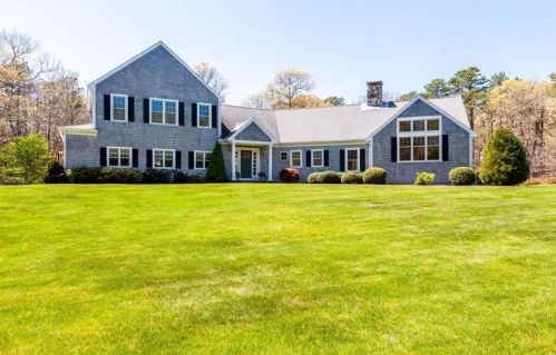 95 Wood Duck Rd, Brewster, MA 02631-3102