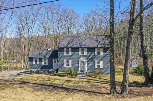 17 Teague Dr, Salem, NH 03079-1261