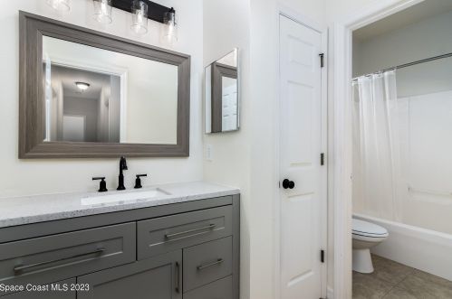 2773 Glenridge Cir, Merritt Island FL  32953-2953 exterior