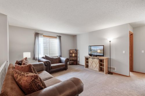 457 Tiffany Dr, Hastings, MN 55033-3983